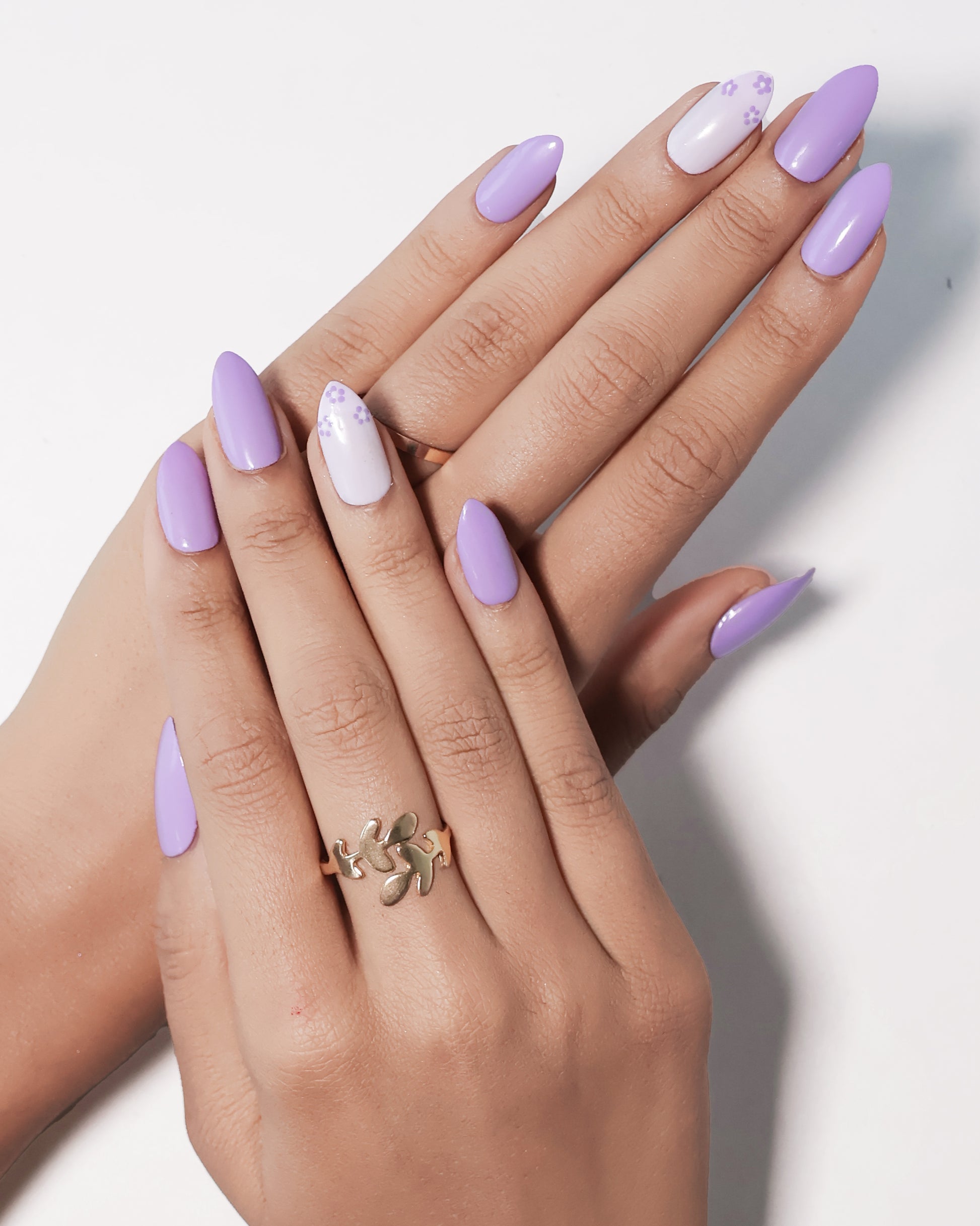 Petal Whisper Press On Nails