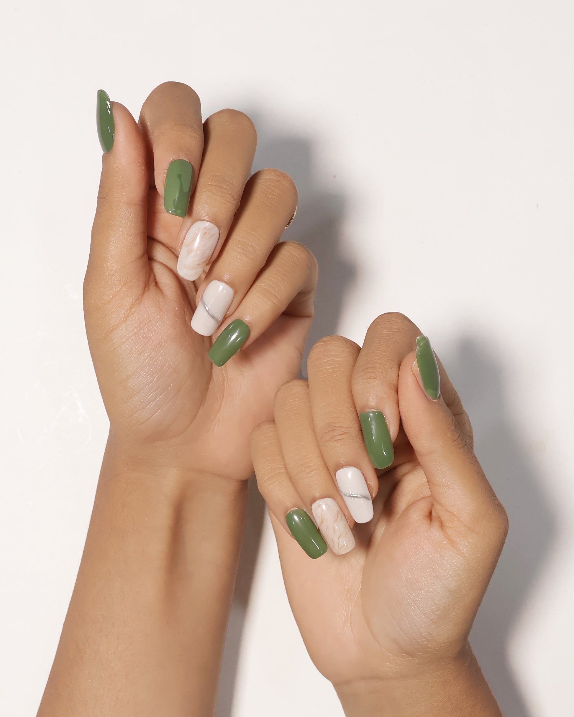 Marble Moss Press On Nails