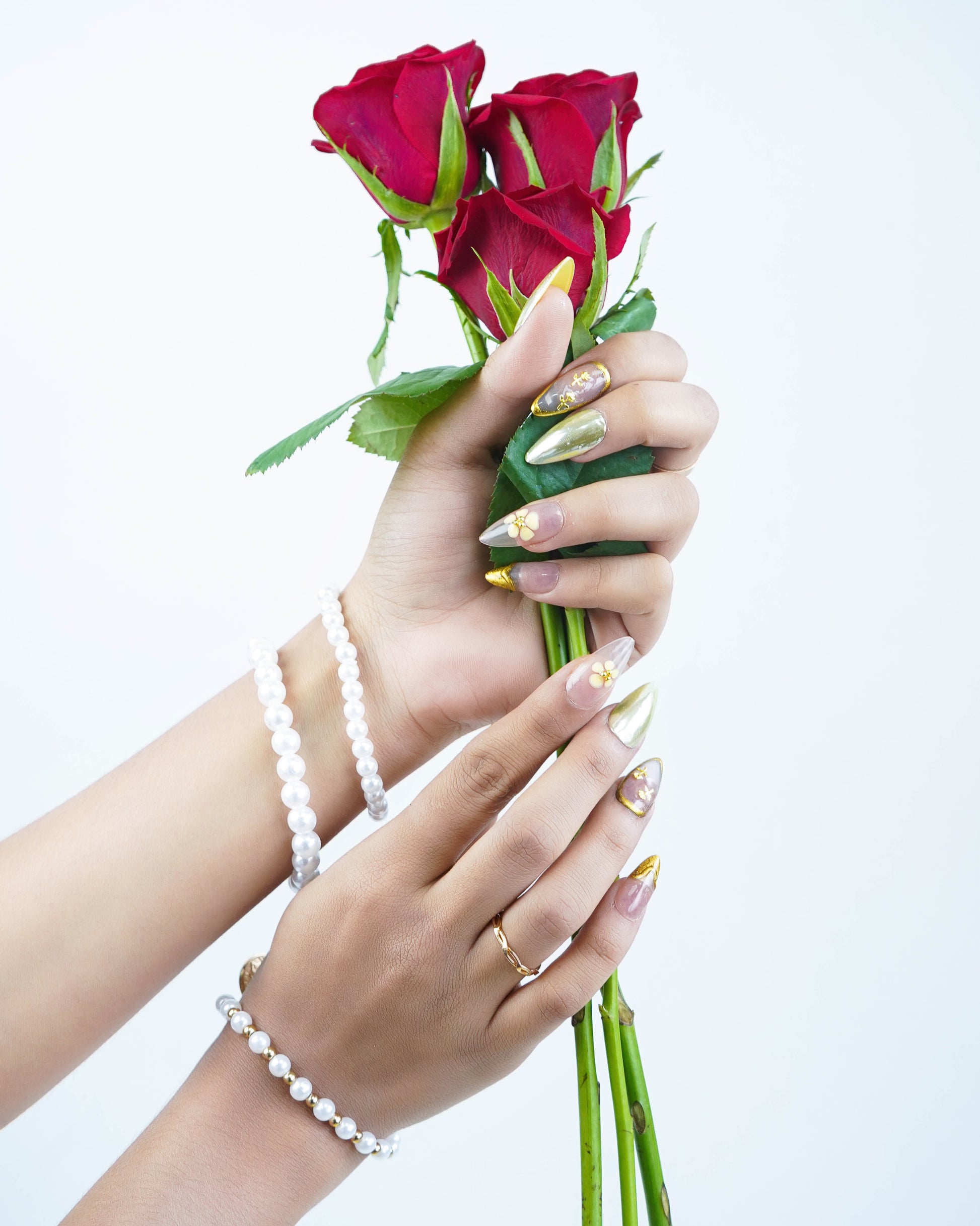Golden Bloom Press On Nails